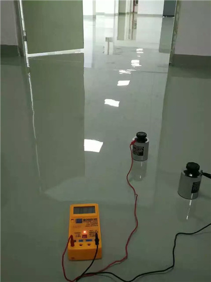 三角镇 防静电自流平检测